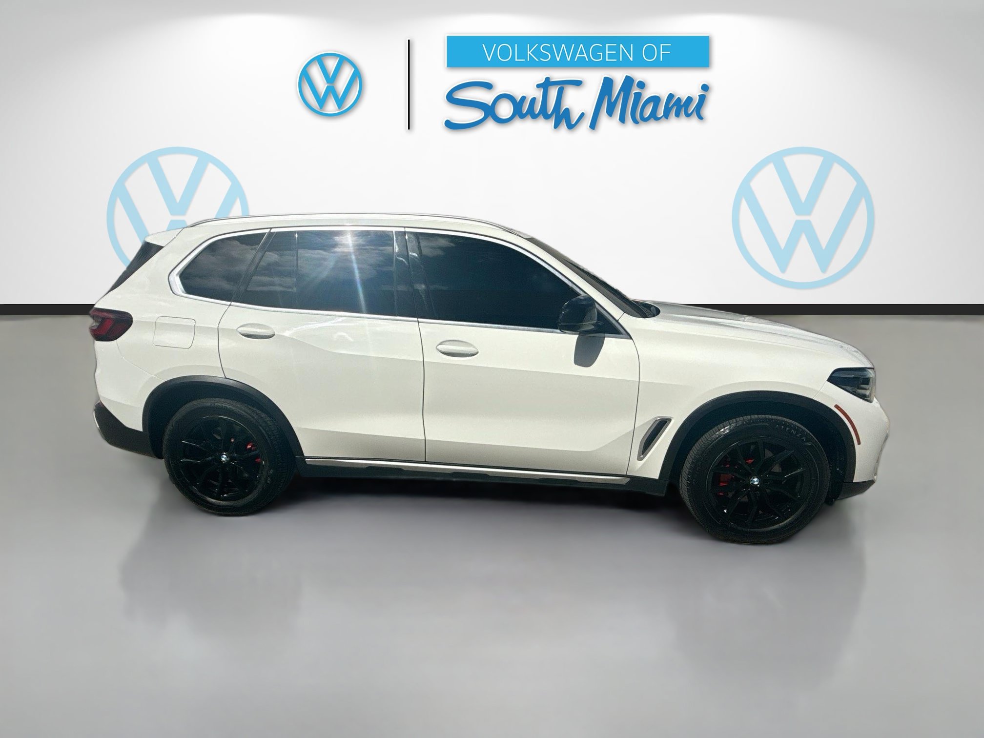Used 2021 BMW X5 xDrive40i w/ Convenience Package AWD/4WD image 8