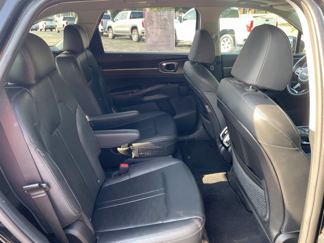Used 2025 Kia Sorento SX FWD image 34