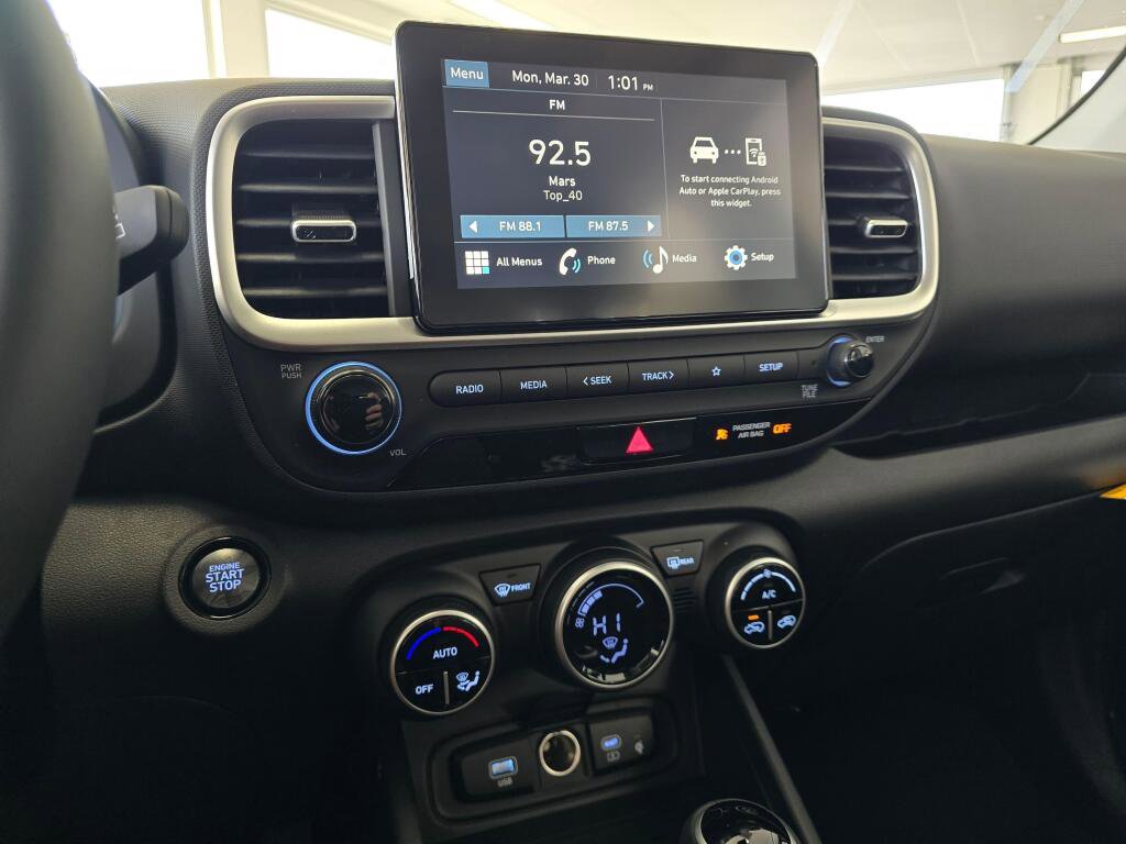 New 2026 Hyundai Venue SEL FWD image 24