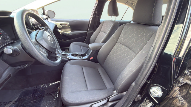 Used 2024 Toyota Corolla LE FWD image 13