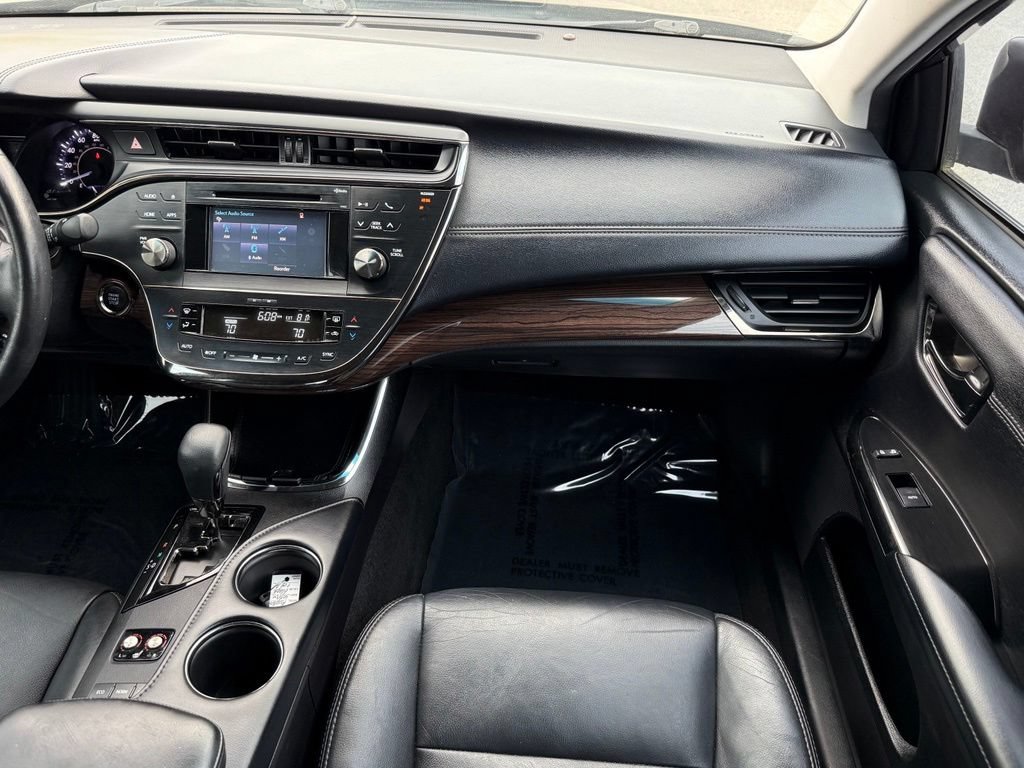 Used 2015 Toyota Avalon XLE Premium FWD image 18