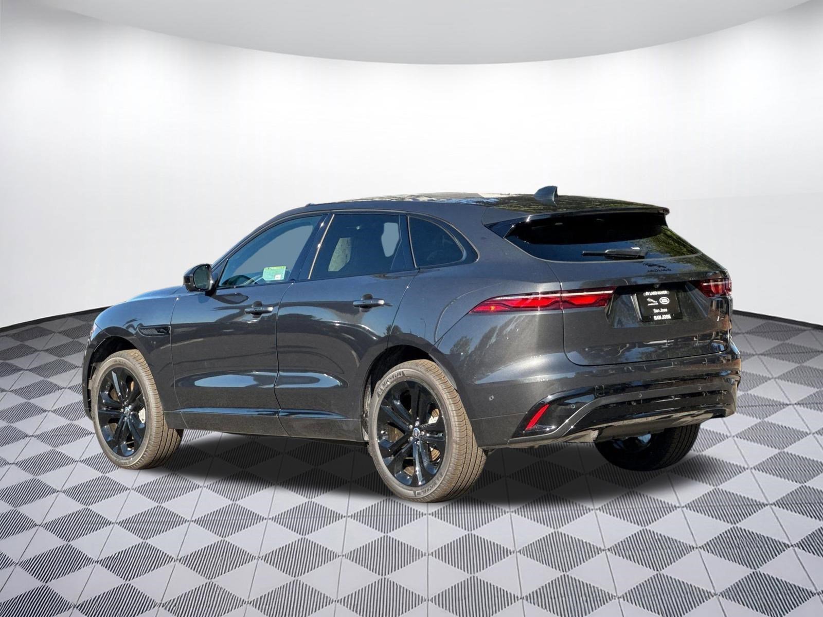 New 2026 Jaguar F-PACE R-Dynamic S AWD/4WD image 3