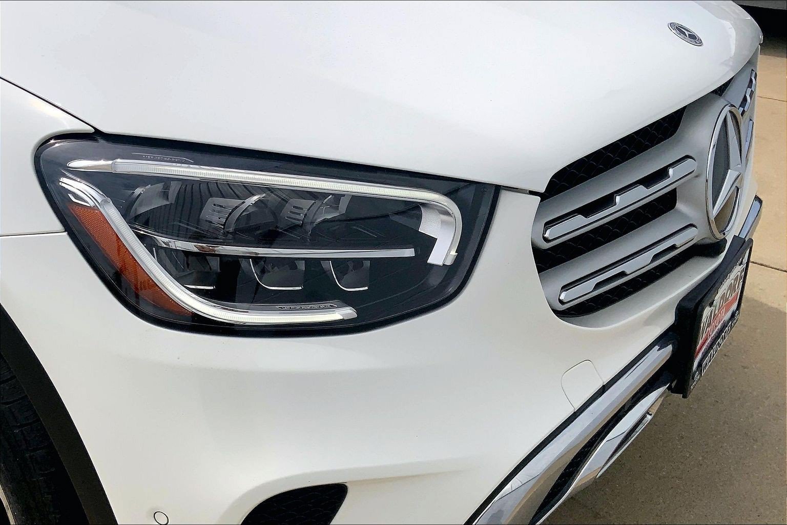Used 2022 Mercedes-Benz GLC 300 4MATIC w/ Premium Package Lite image 35