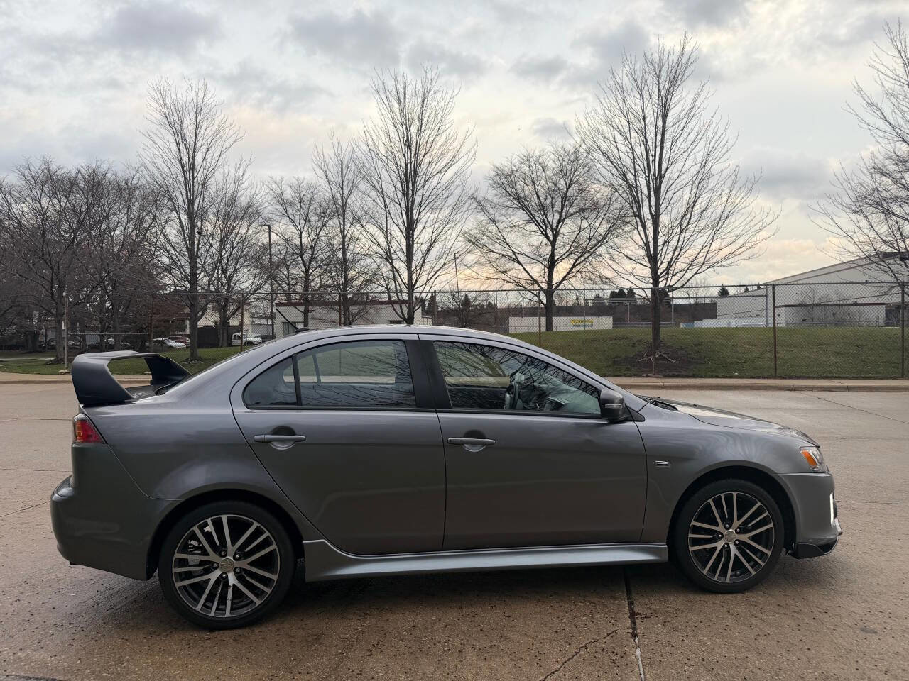 Used 2017 Mitsubishi Lancer ES image 13