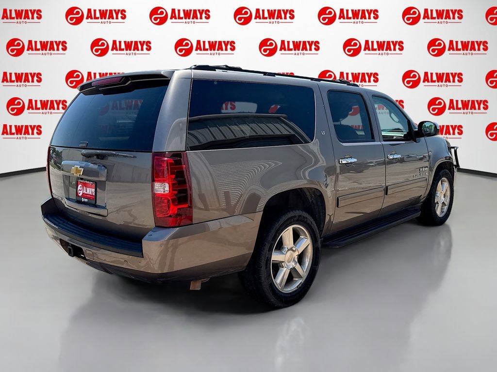 Used 2014 Chevrolet Suburban LT w/ Texas Edition RWD image 3