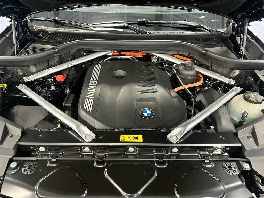 New 2026 BMW X5 xDrive50e w/ Executive Package AWD/4WD image 31