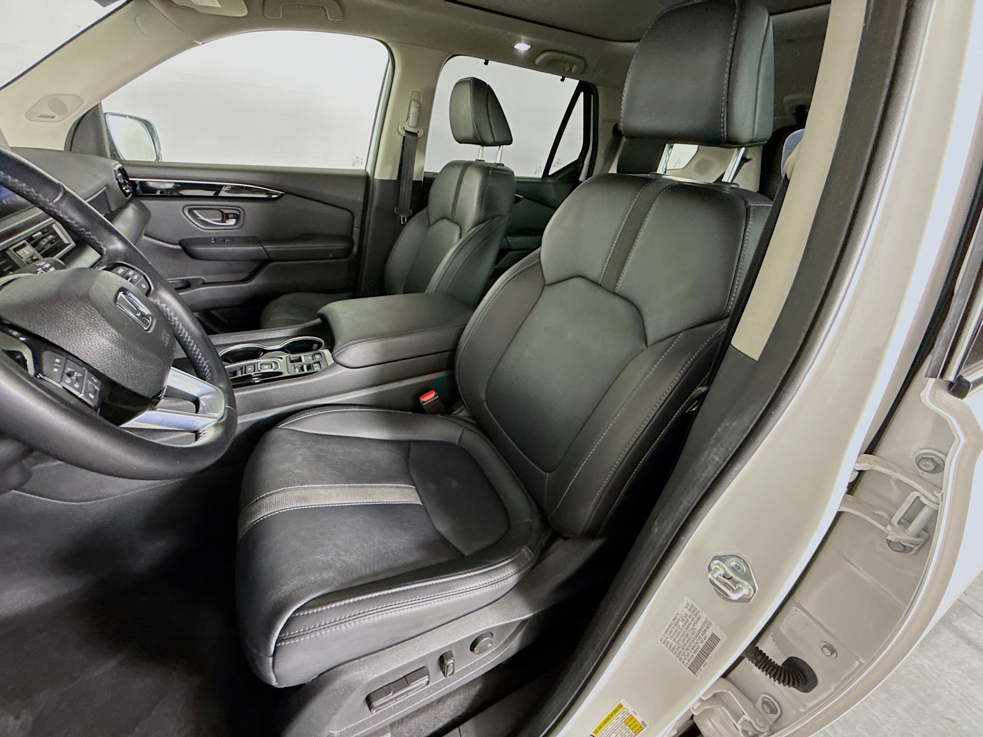 Certified 2024 Honda Pilot Touring image 26