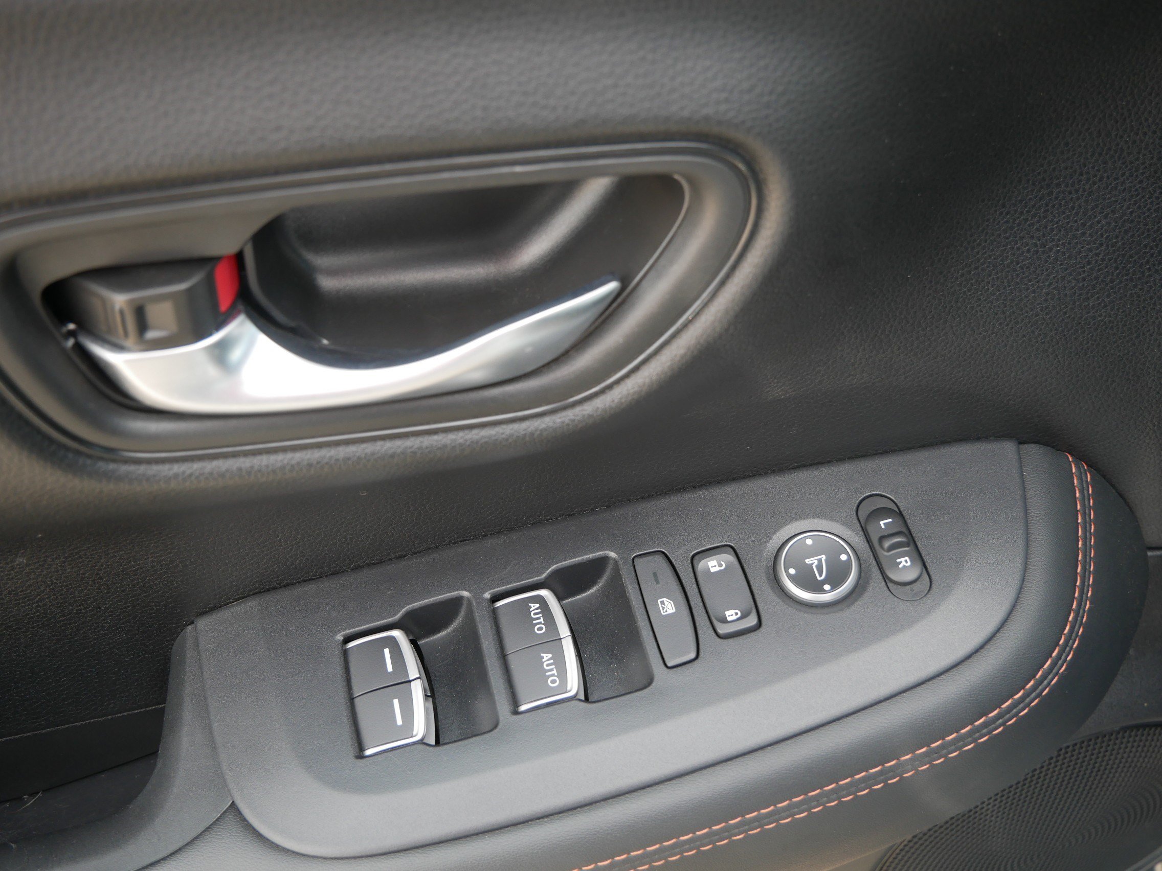Certified 2024 Honda HR-V Sport image 19
