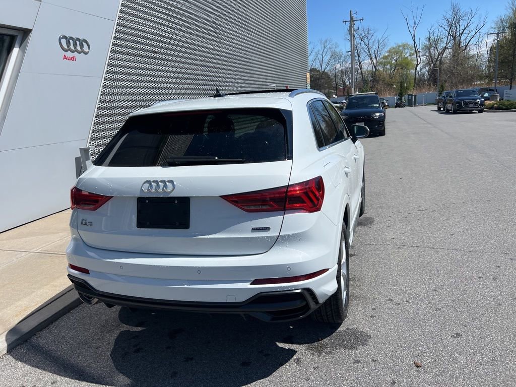 Used 2022 Audi Q3 2.0T Premium Plus image 27