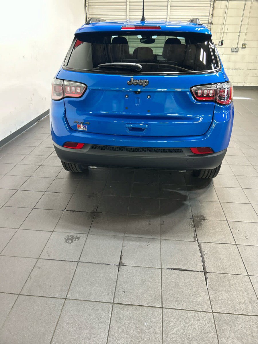 New 2026 Jeep Compass Latitude AWD/4WD image 7