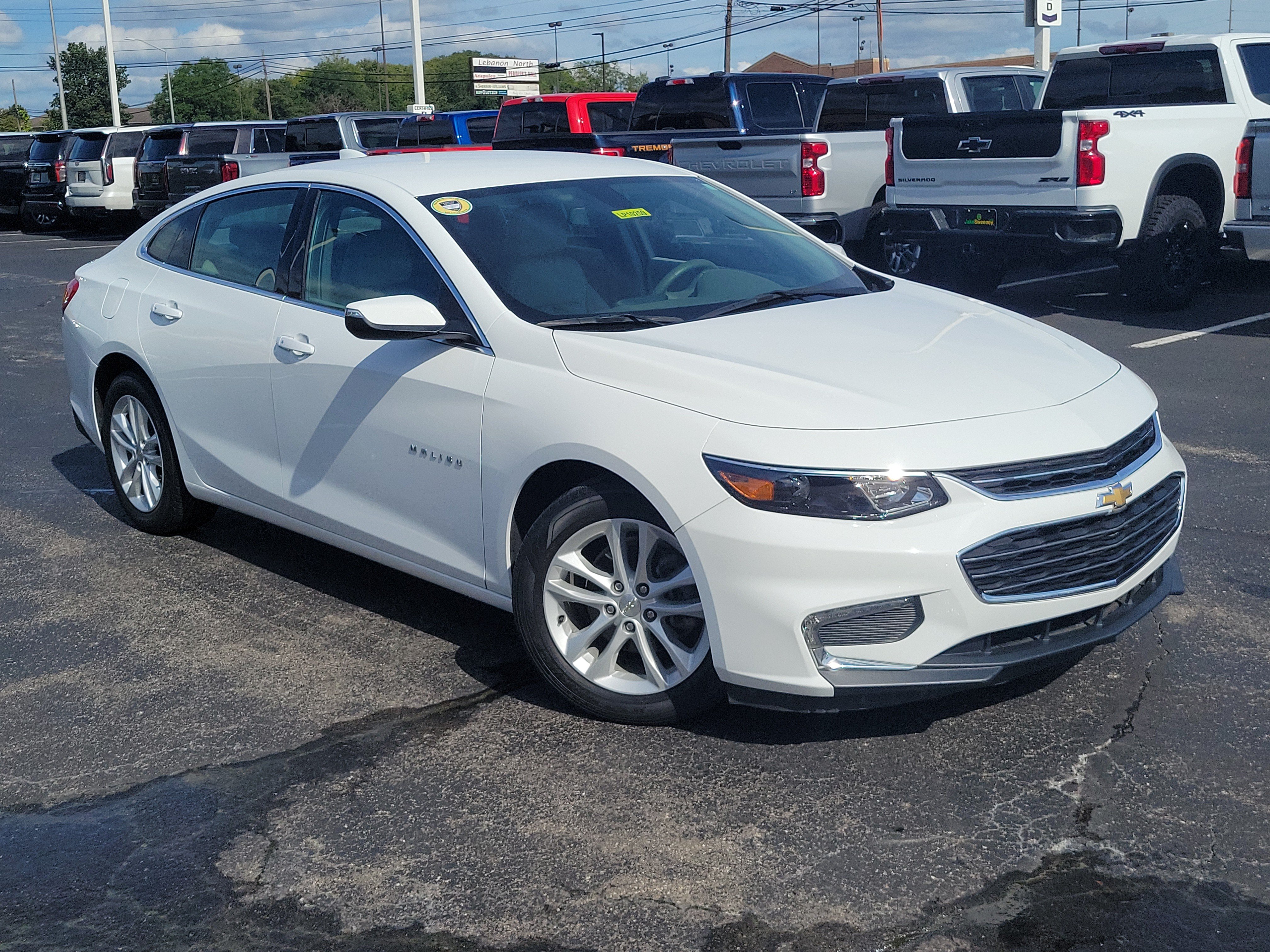 Used 2018 Chevrolet Malibu LT w/ Leather Package FWD image 22
