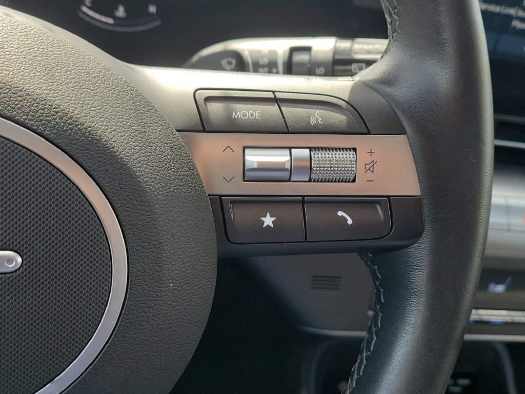 Used 2024 Hyundai Kona SEL FWD image 10