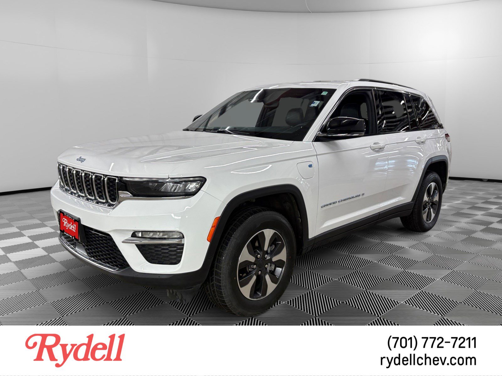 Used 2024 Jeep Grand Cherokee Limited 4xe AWD/4WD image 1