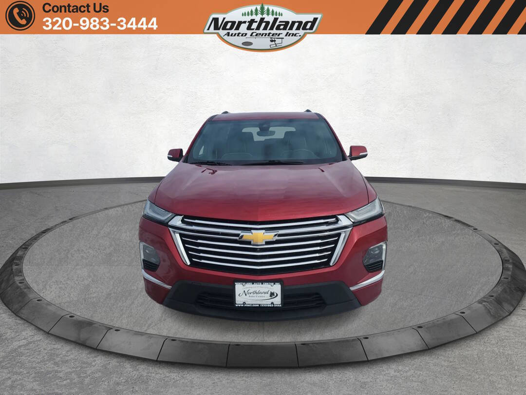 Used 2022 Chevrolet Traverse Premier AWD/4WD image 2