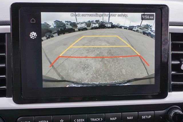 Used 2025 Hyundai Venue Limited image 23