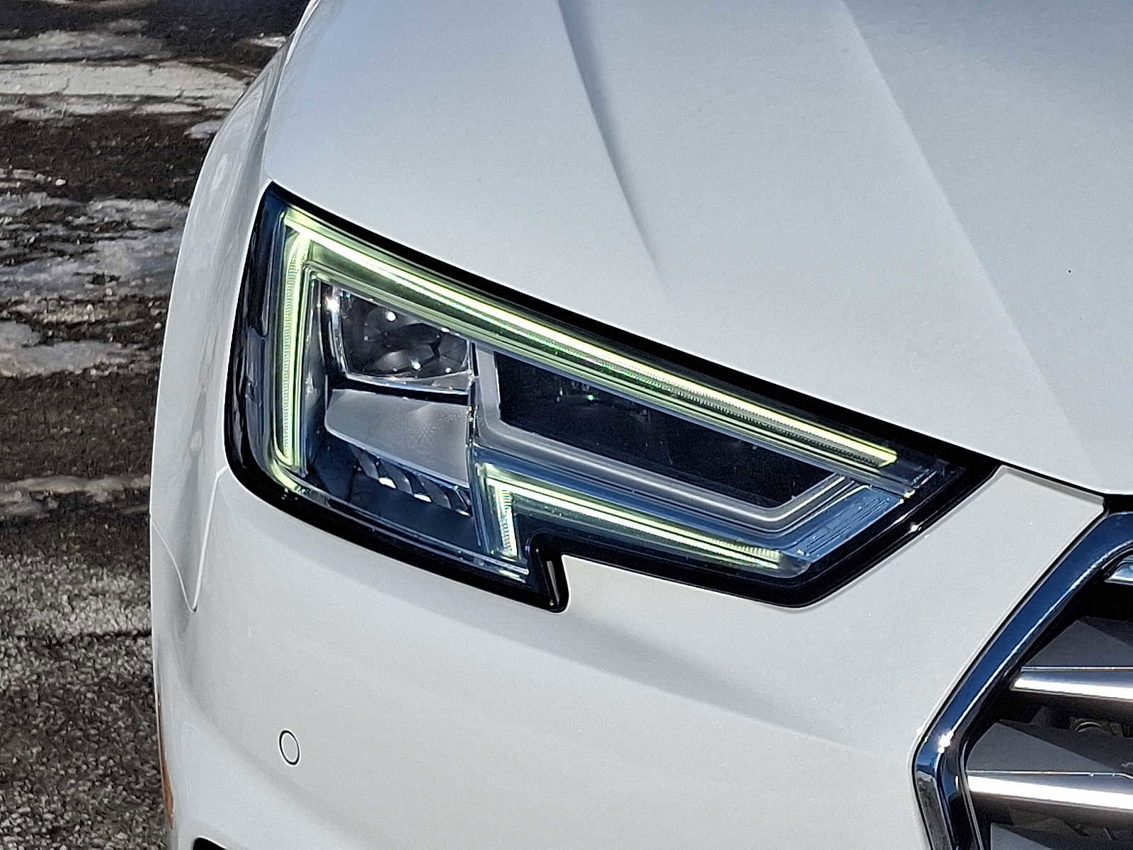 Used 2019 Audi A4 2.0T Premium Plus w/ Premium Plus Package AWD/4WD image 9