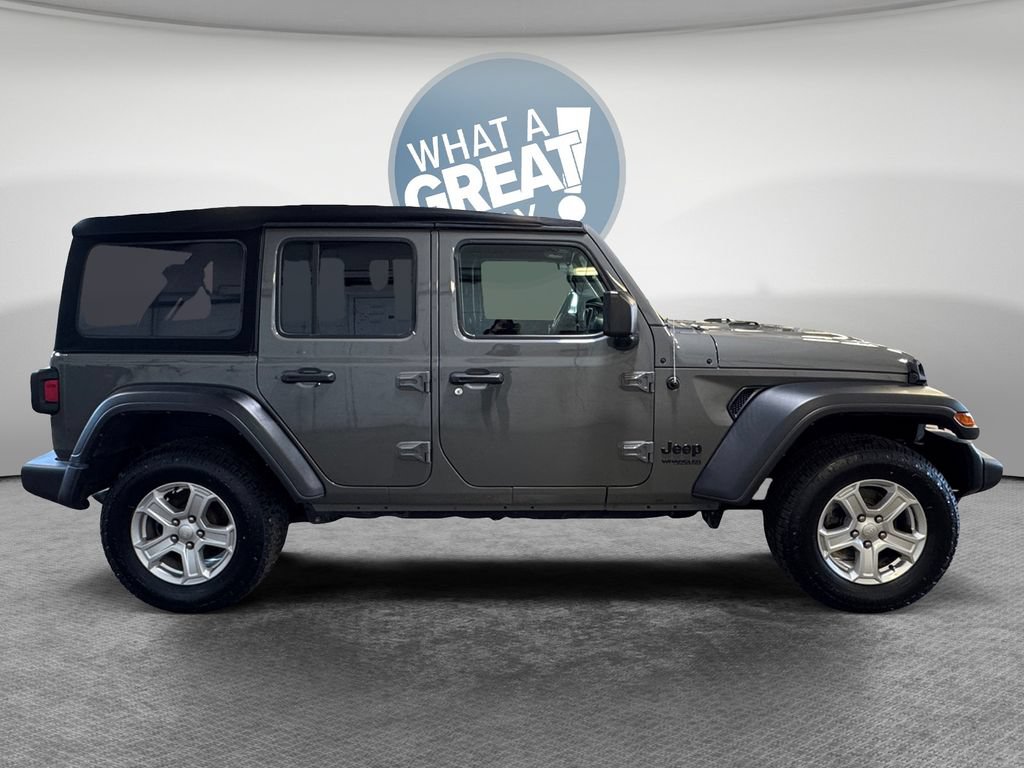 Used 2022 Jeep Wrangler Unlimited Sport AWD/4WD image 2