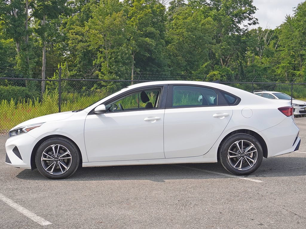 Used 2024 Kia Forte LXS FWD image 14