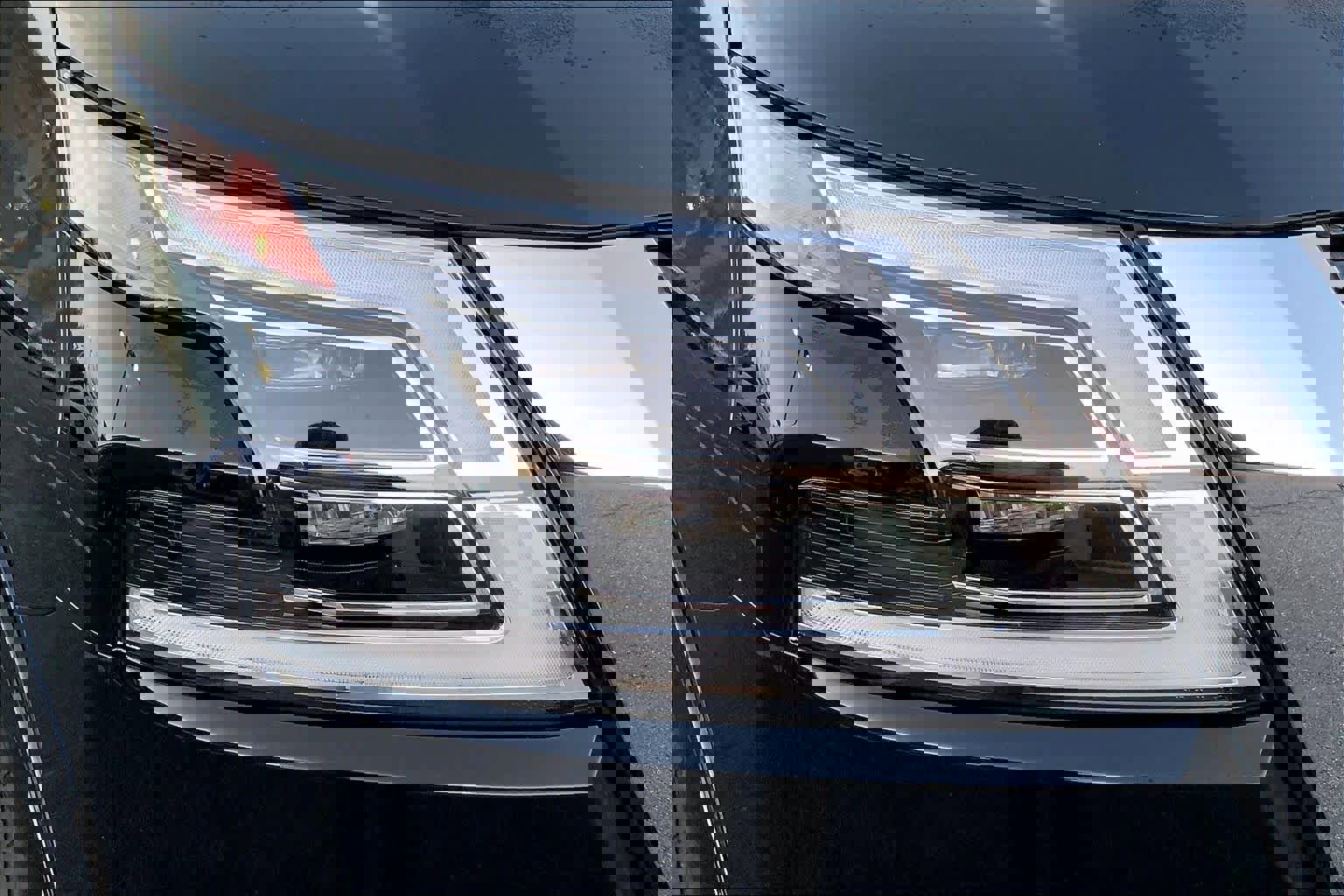 Used 2022 Nissan Armada Platinum w/ Captain's Chairs Package image 26