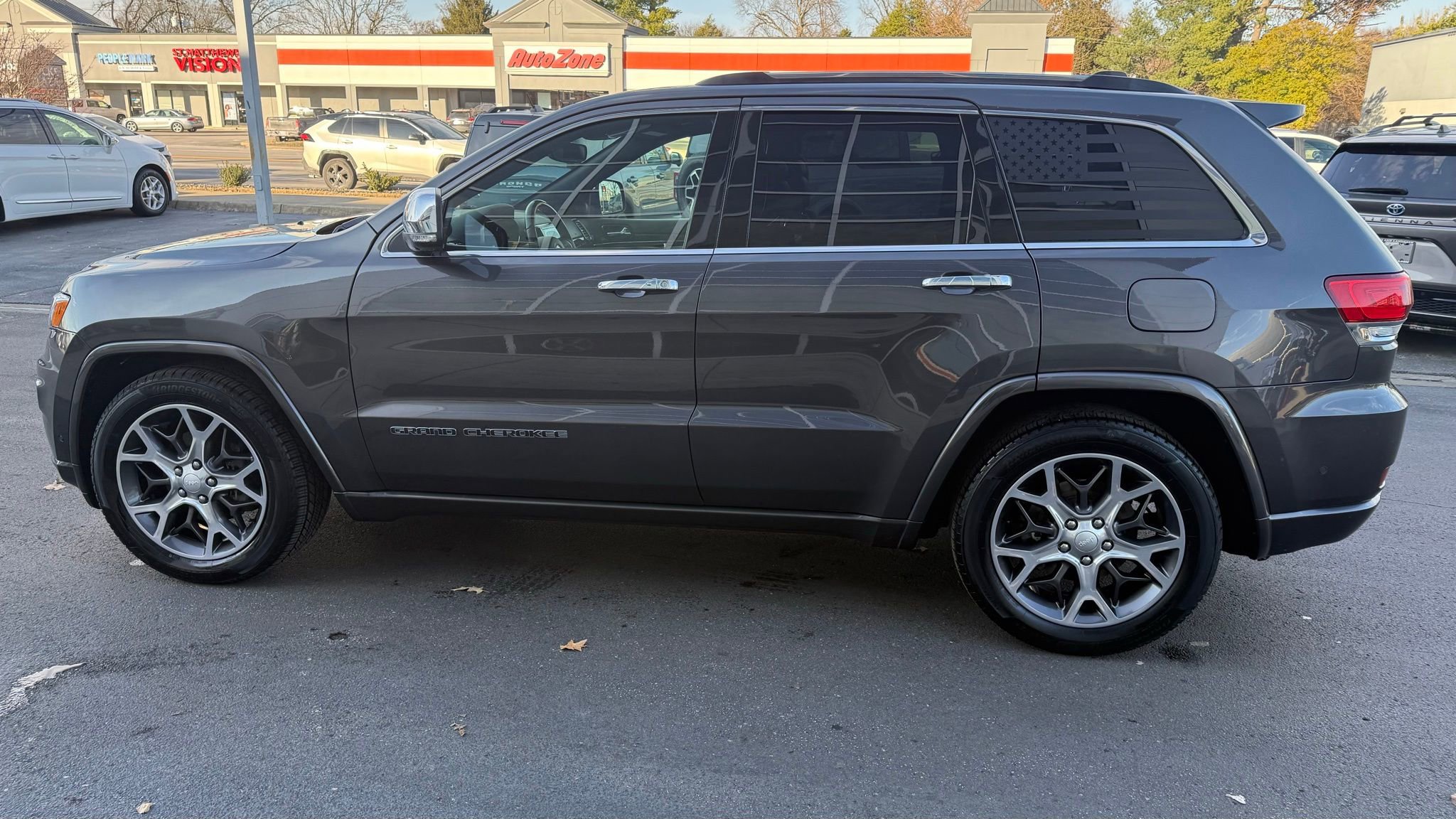 Used 2019 Jeep Grand Cherokee Overland image 5