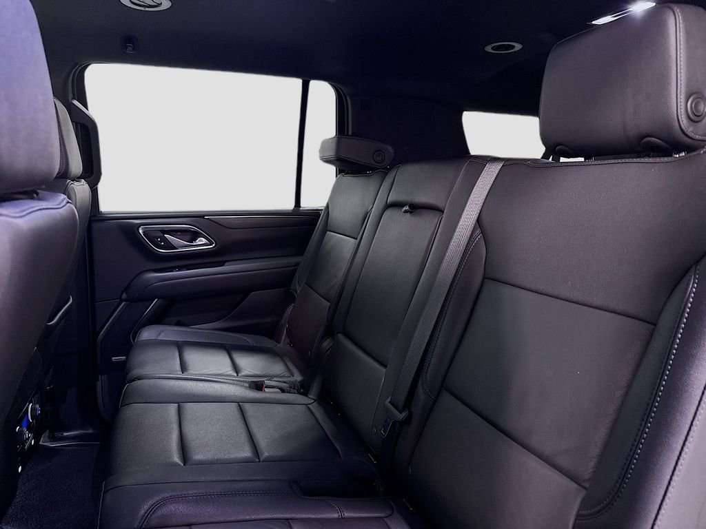 Used 2024 Chevrolet Suburban LT AWD/4WD image 25