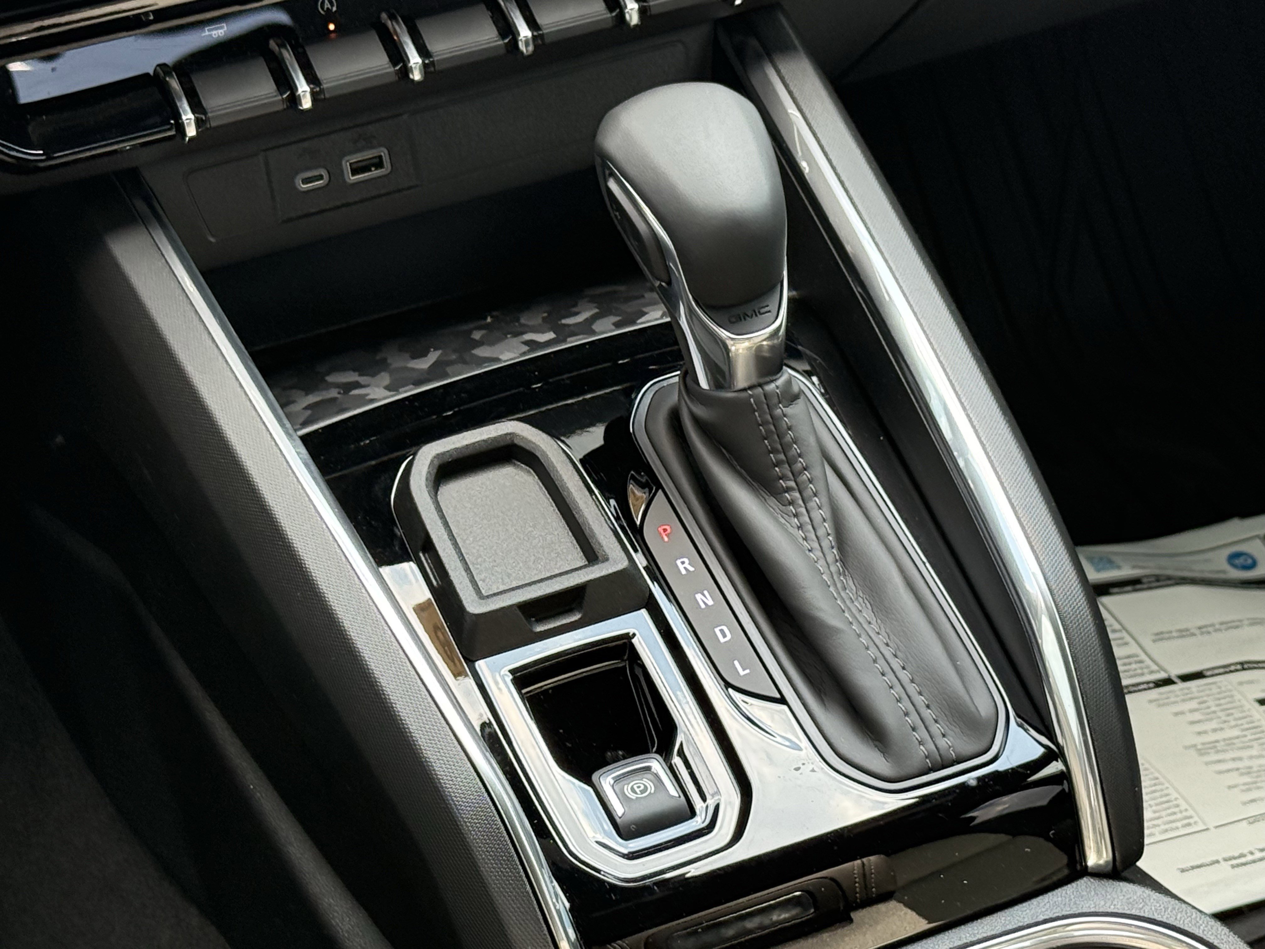 New 2026 GMC Canyon Elevation w/ Convenience Package image 15