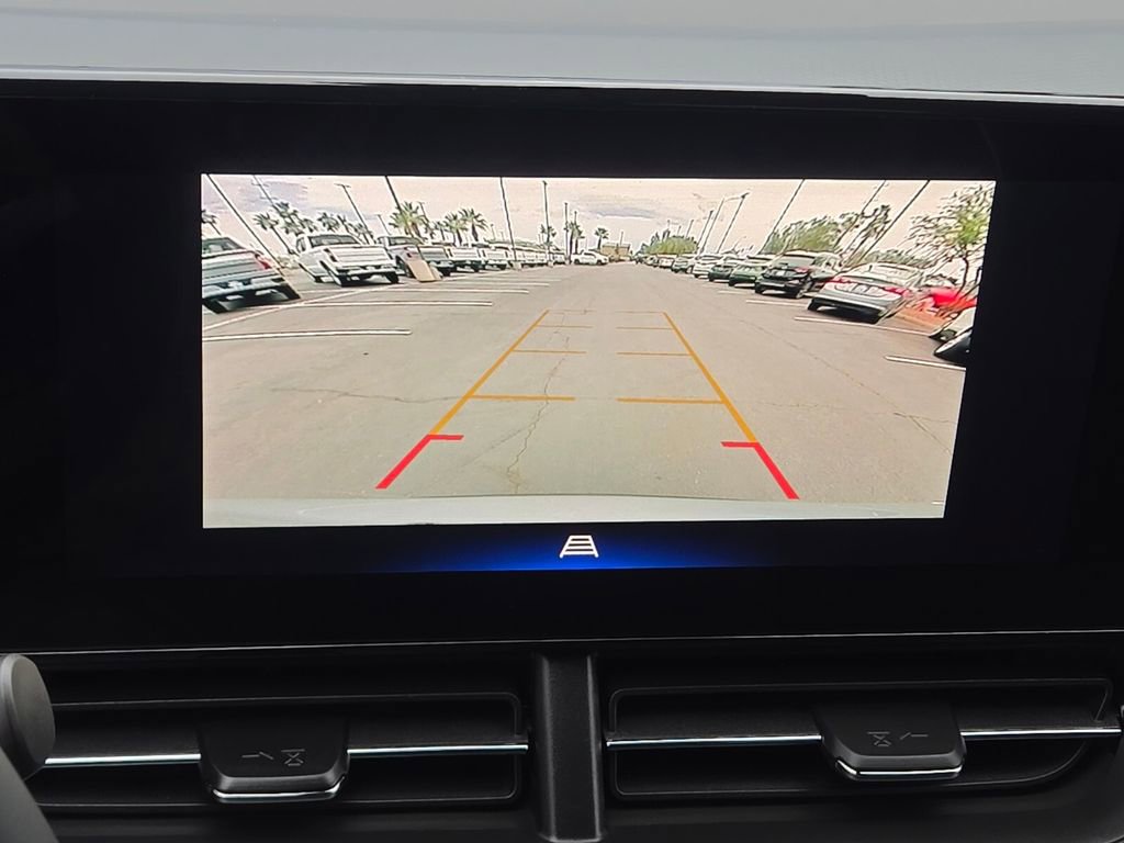 Used 2025 Chevrolet Trax ACTIV w/ Driver Confidence Package image 19