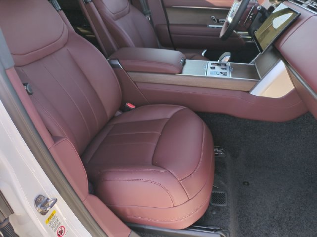 New 2027 Land Rover Range Rover SE AWD/4WD image 18