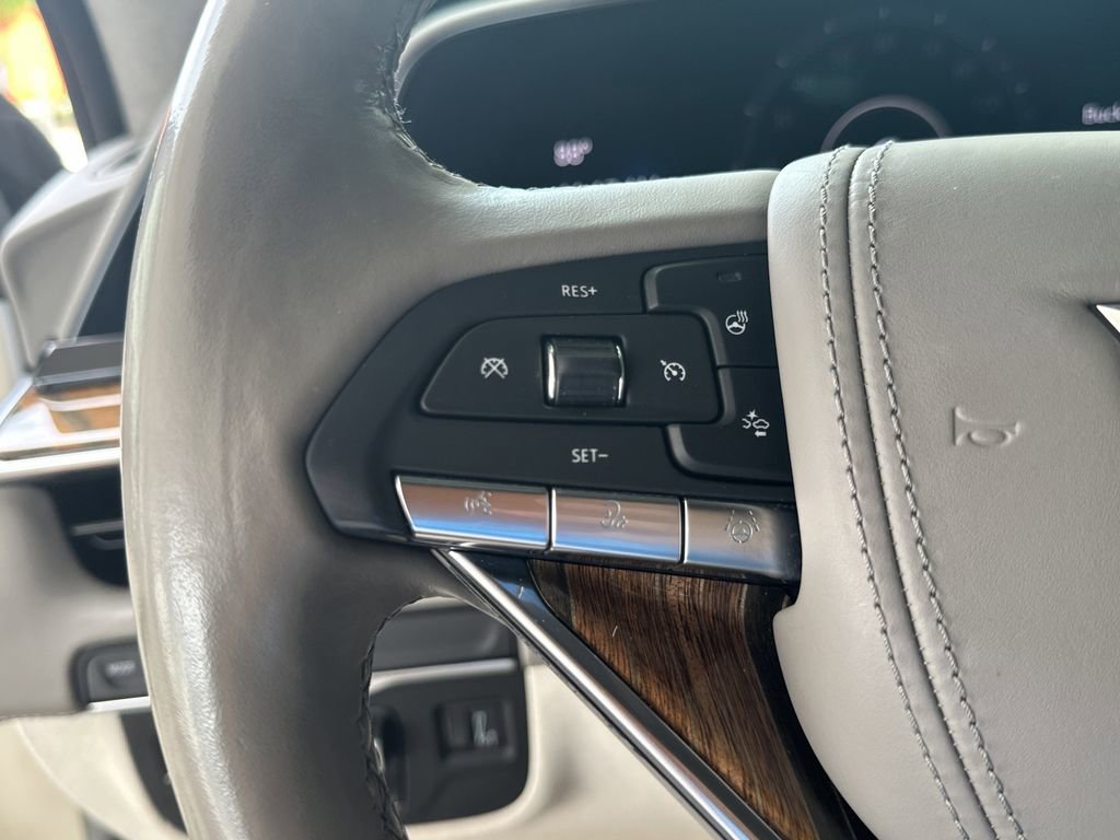 Used 2021 Cadillac Escalade ESV Sport Platinum RWD image 19