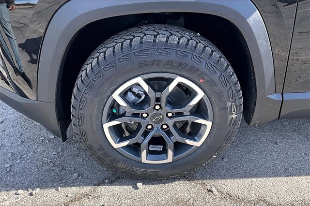 New 2026 Chevrolet Equinox ACTIV w/ Convenience Package III image 12