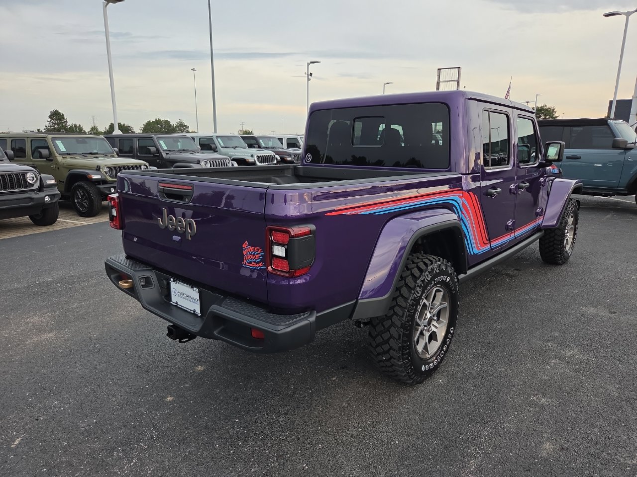 New 2026 Jeep Gladiator Sport AWD/4WD image 30