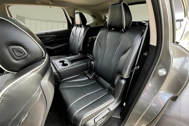 Used 2023 Acura MDX SH-AWD w/ Advance Package image 21