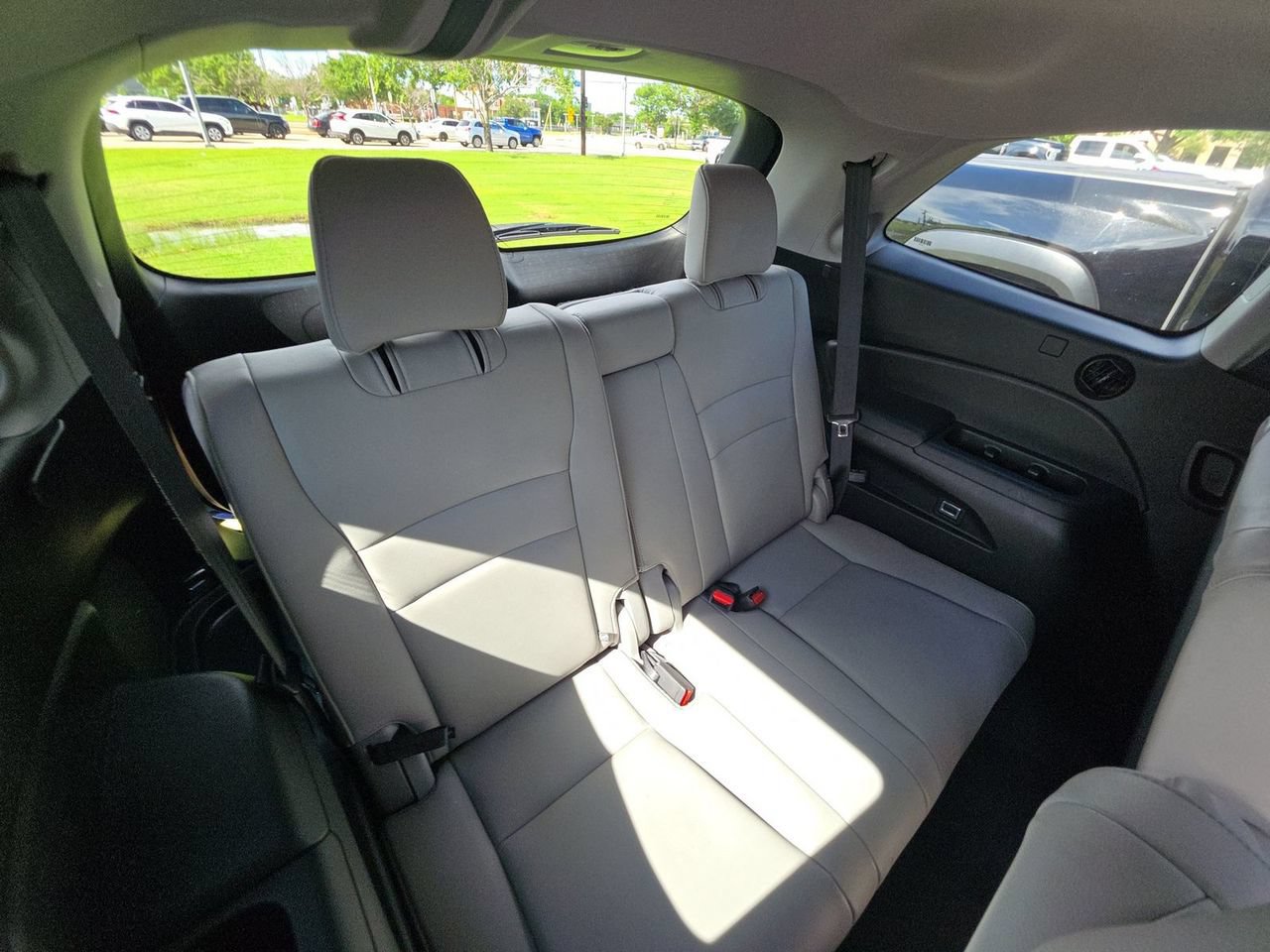Used 2019 Honda Pilot Touring image 10
