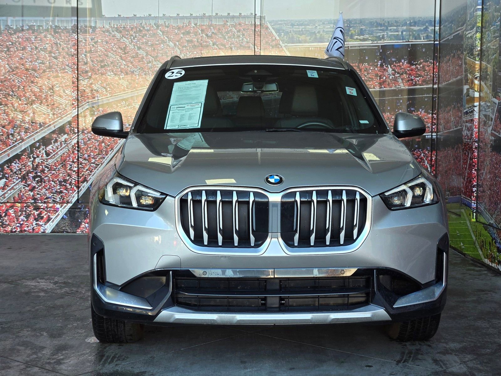 Used 2025 BMW X1 xDrive28i image 3