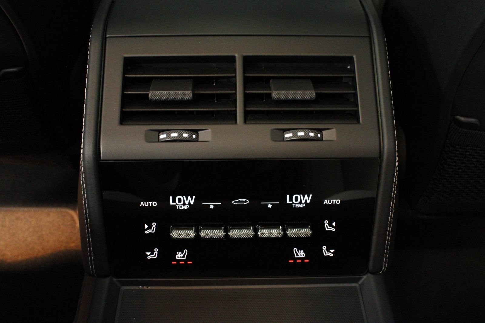 New 2026 Porsche Panamera 4 AWD/4WD image 33