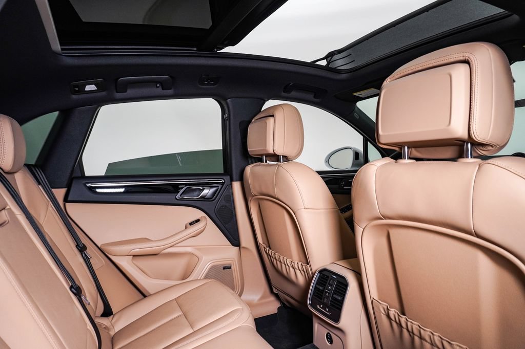 New 2026 Porsche Macan S AWD/4WD image 16
