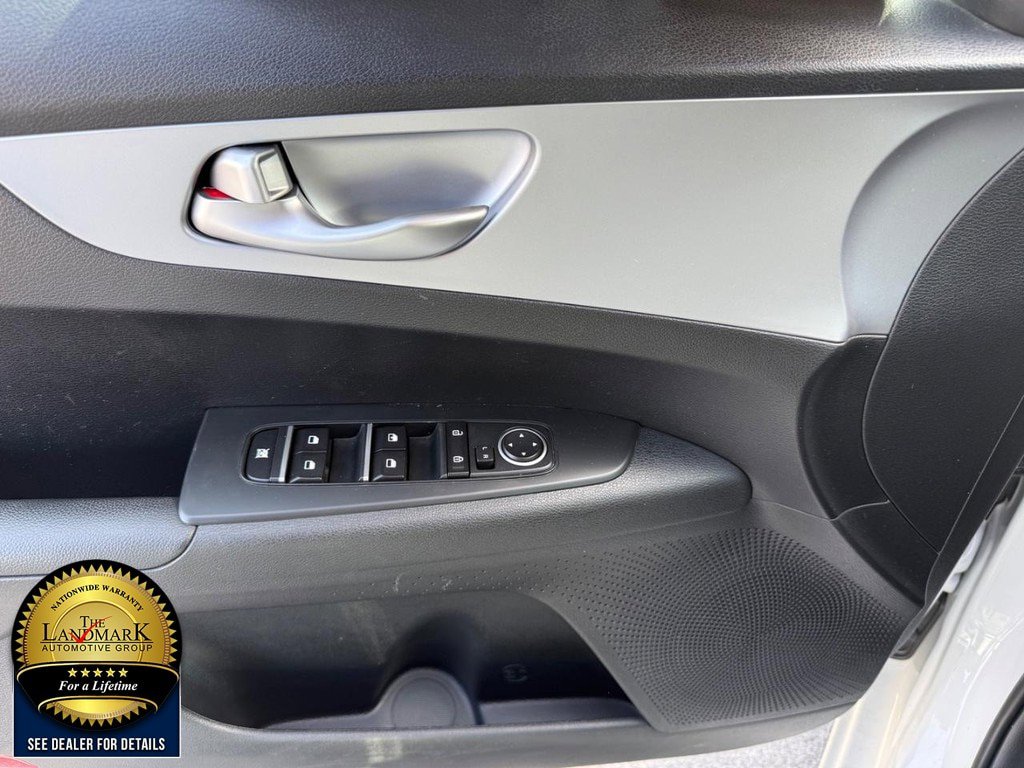 Used 2024 Kia Forte LX image 8