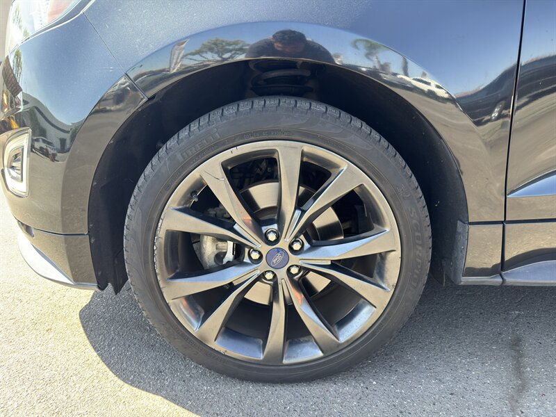 Used 2015 Ford Edge Sport FWD image 6
