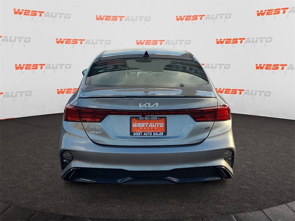 Used 2022 Kia Forte GT-Line w/ GT-Line Premium Package image 4