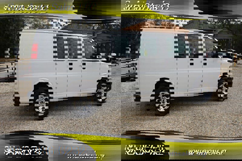 Used 2010 Chevrolet Express 1500 image 13