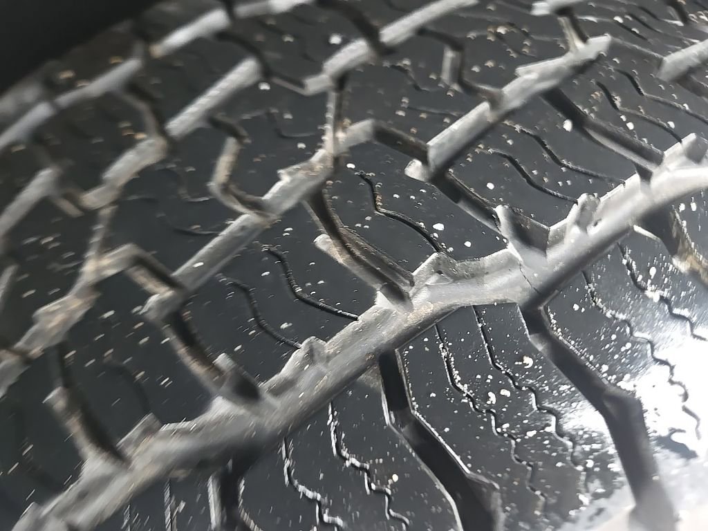 Used 2021 Nissan Titan SV w/ SV Convenience Package image 37