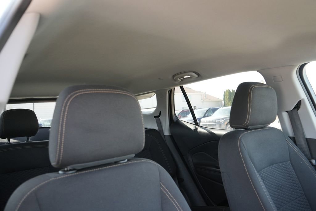 Used 2021 GMC Terrain SLE w/ Driver Convenience Package image 14