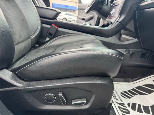 Used 2019 Ford Edge ST w/ Convenience Package image 39