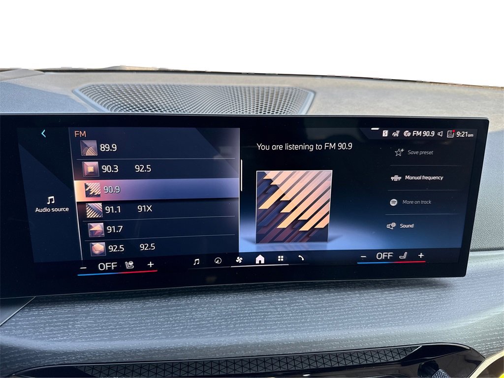 New 2025 BMW 330i Sedan w/ Premium Package image 21