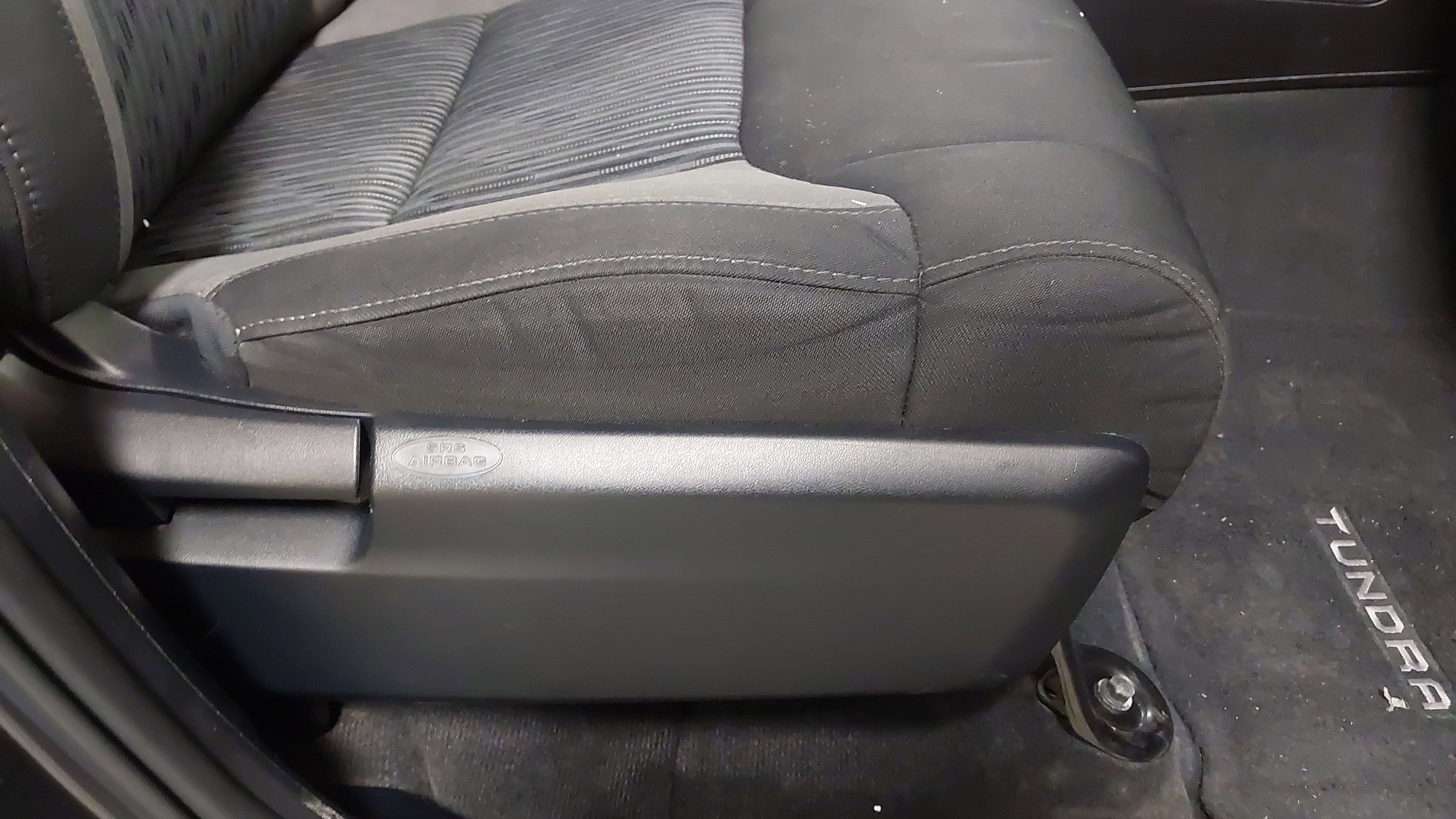 Used 2015 Toyota Tundra SR5 image 28