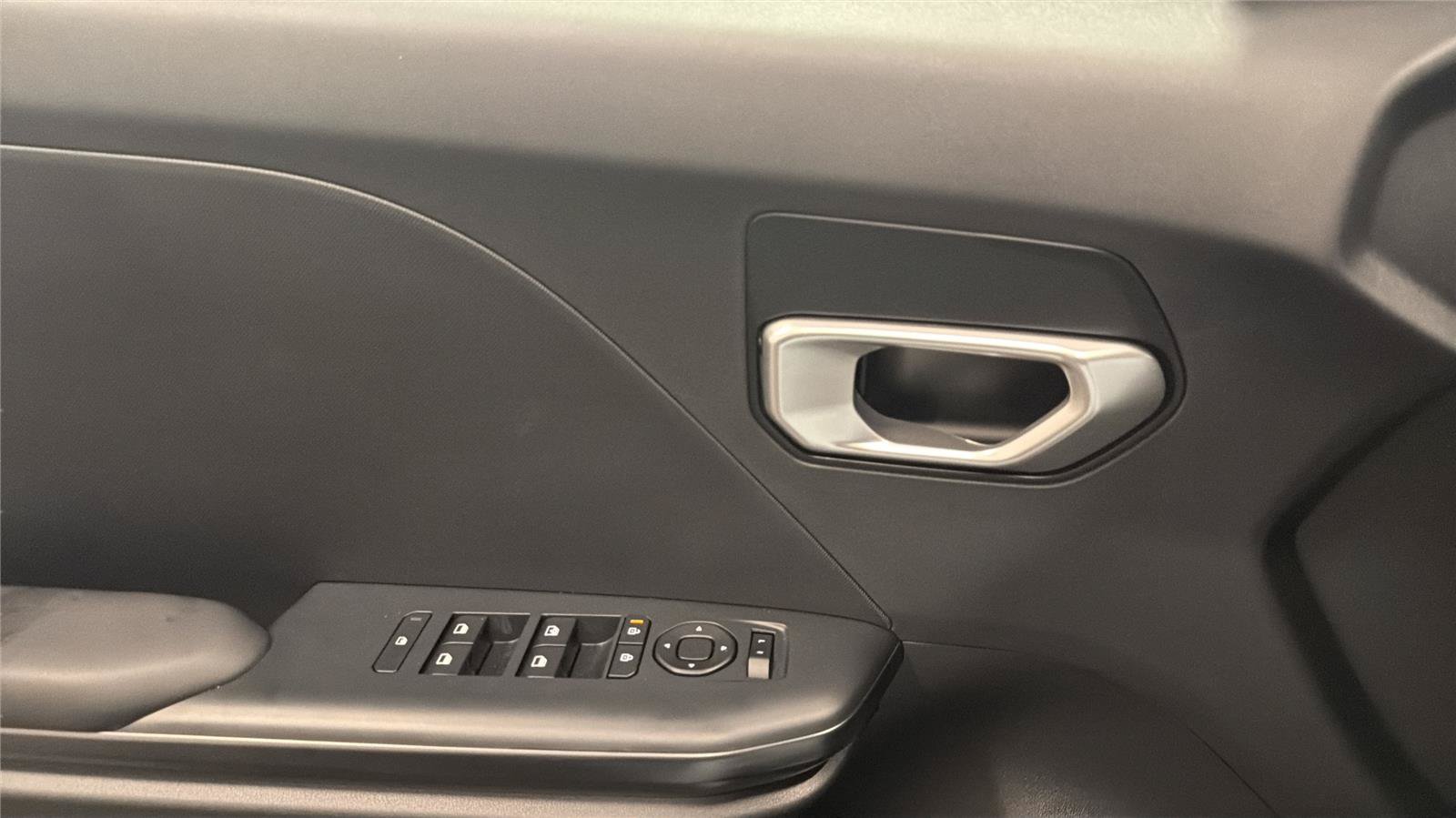 New 2026 Kia K4 FWD image 22