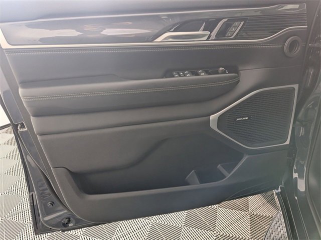 Used 2023 Jeep Wagoneer 2WD w/ Convenience Group I image 10