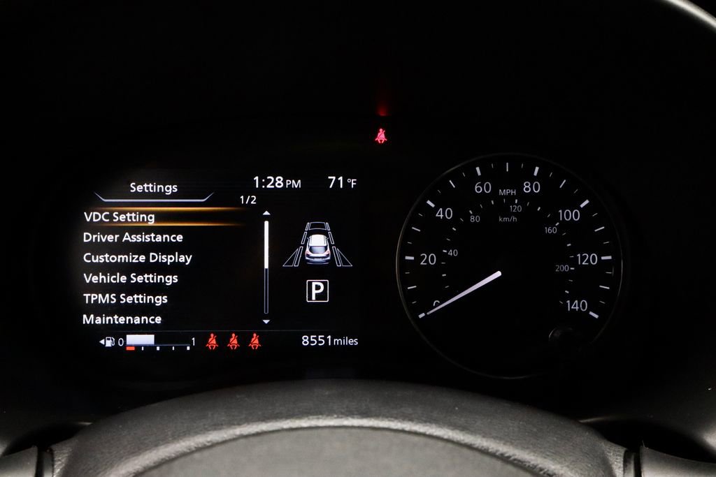 Used 2024 Nissan Kicks SR FWD image 27