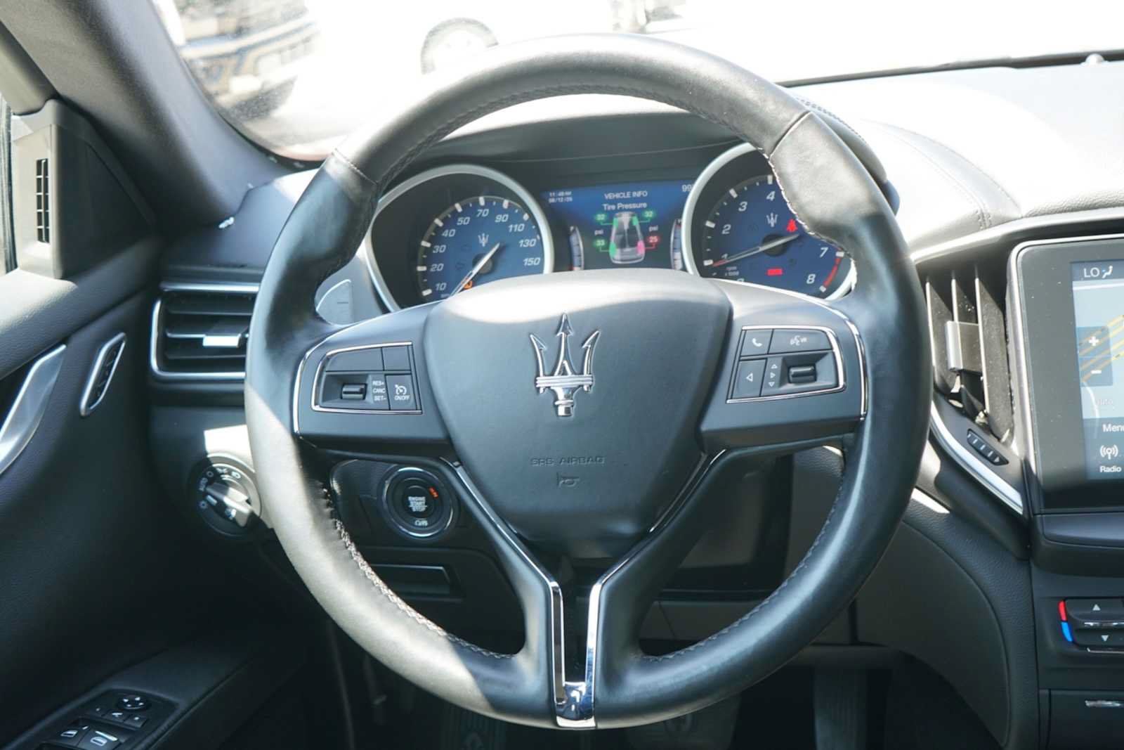 Used 2019 Maserati Ghibli S Q4 AWD/4WD image 23