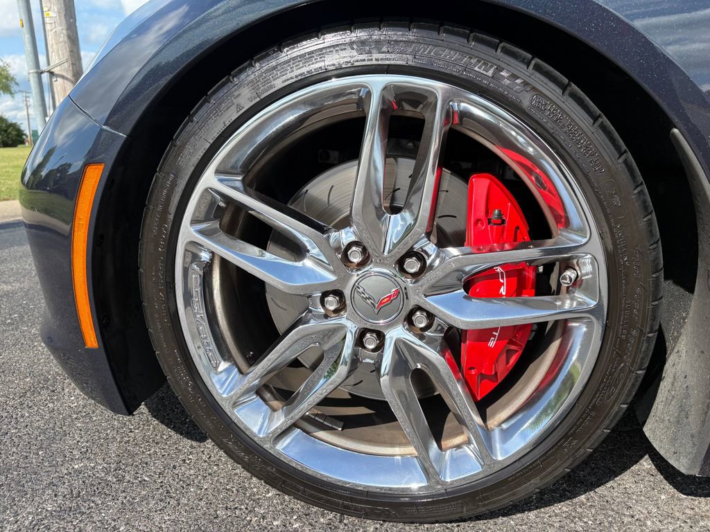 Used 2014 Chevrolet Corvette Stingray Coupe w/ Z51 3LT w/ 3LT Preferred Equipment Group RWD image 42